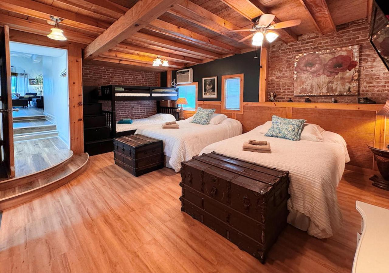 See Ny Now Sleeps 21 Union City Eksteriør bilde