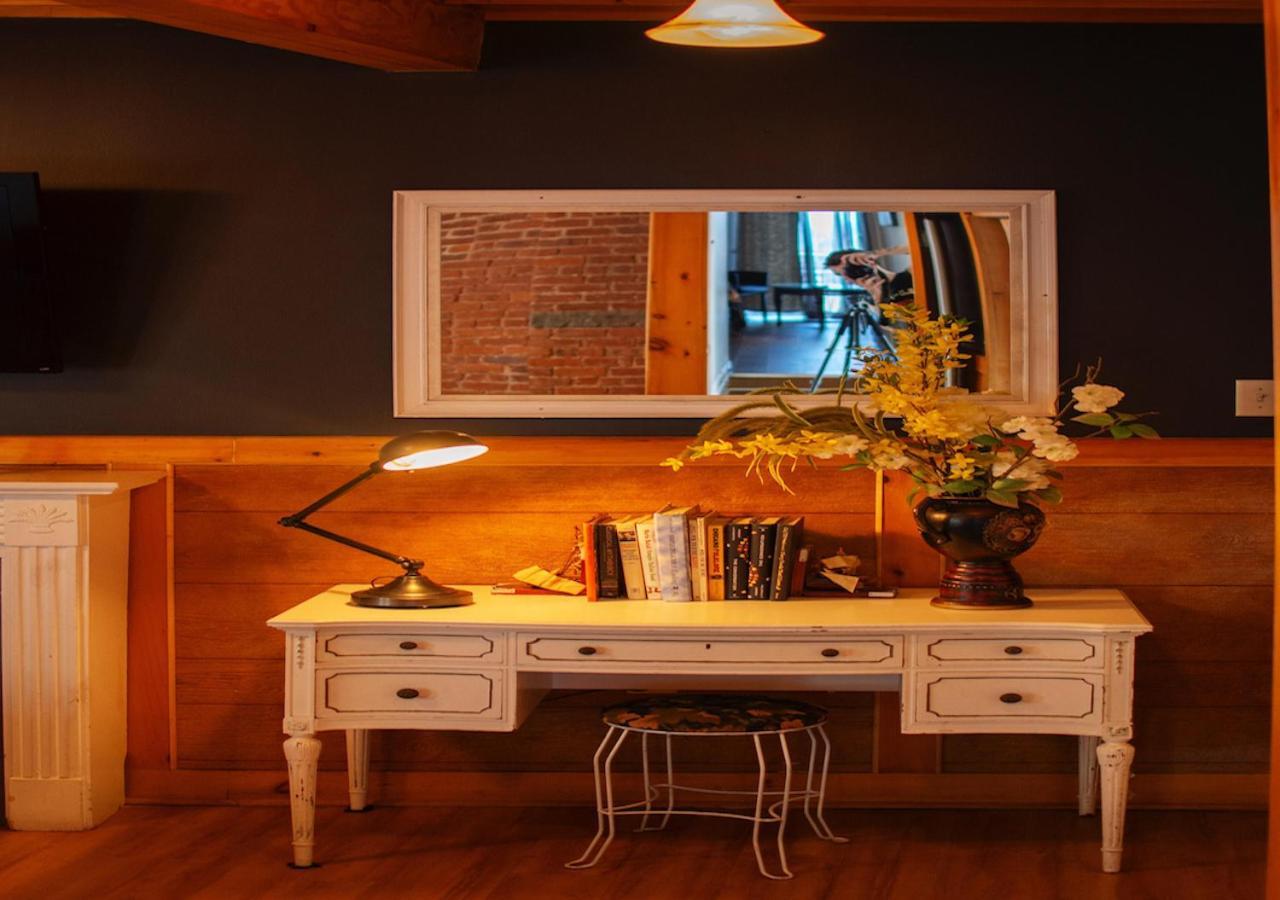 See Ny Now Sleeps 21 Union City Eksteriør bilde