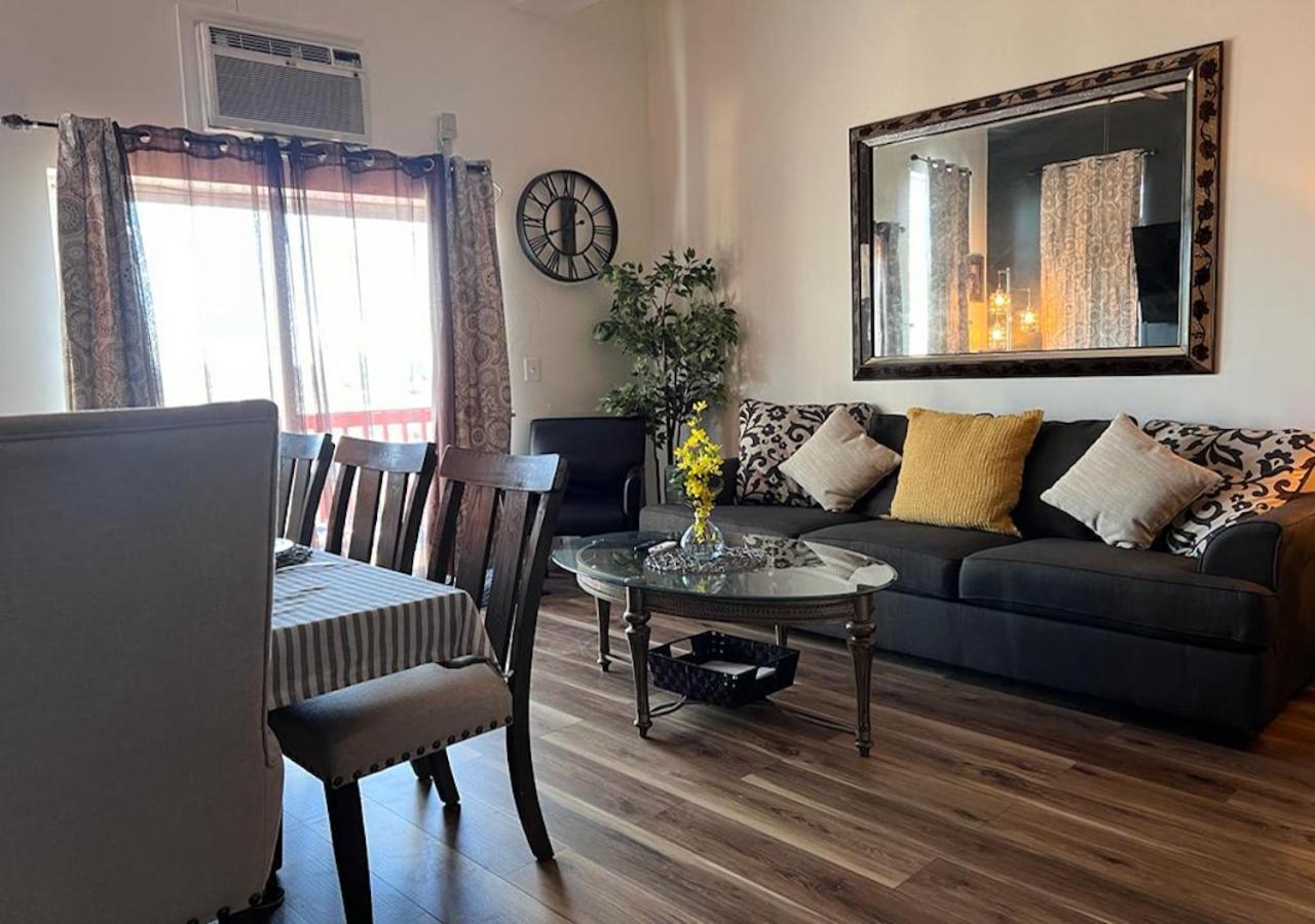 See Ny Now Sleeps 21 Union City Eksteriør bilde