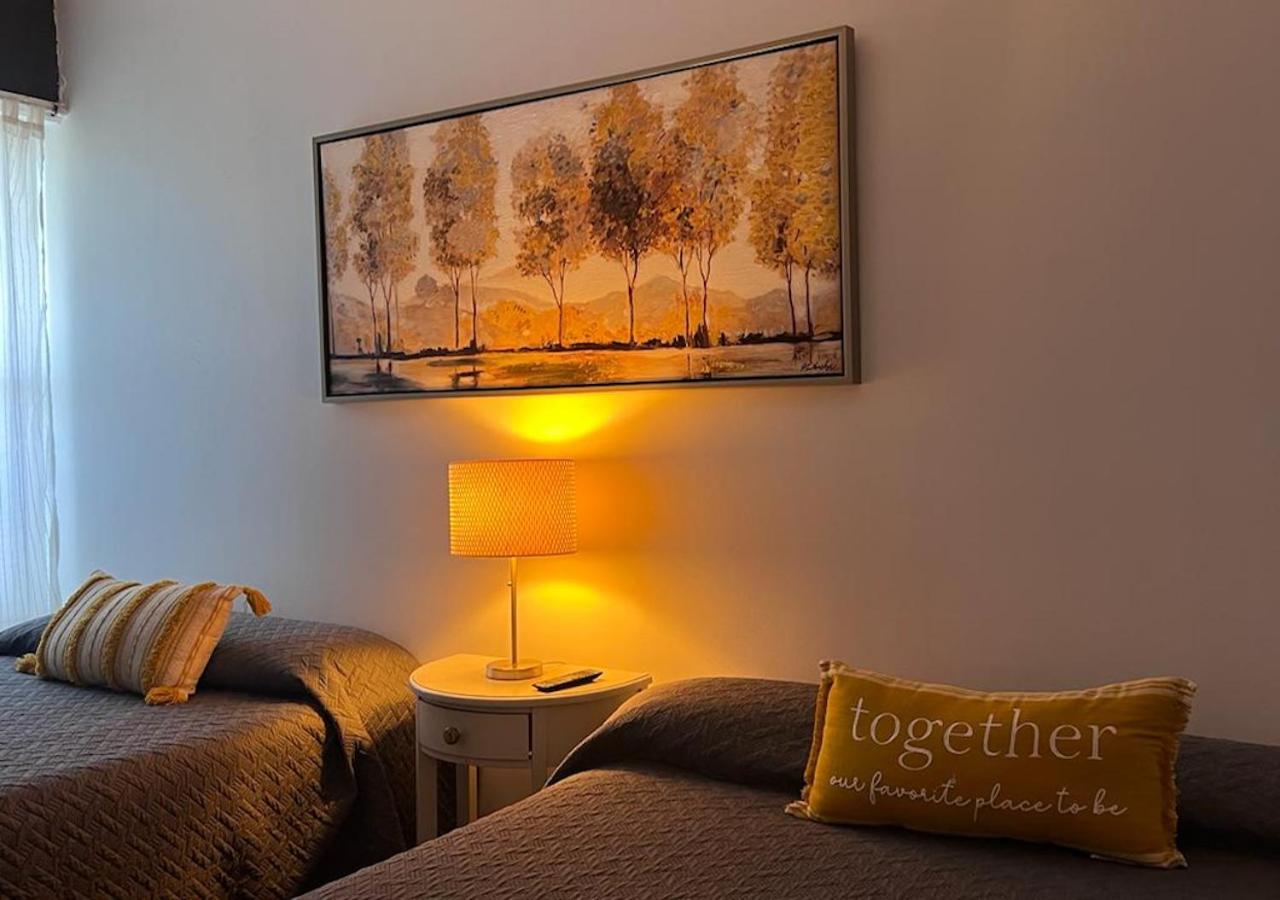 See Ny Now Sleeps 21 Union City Eksteriør bilde